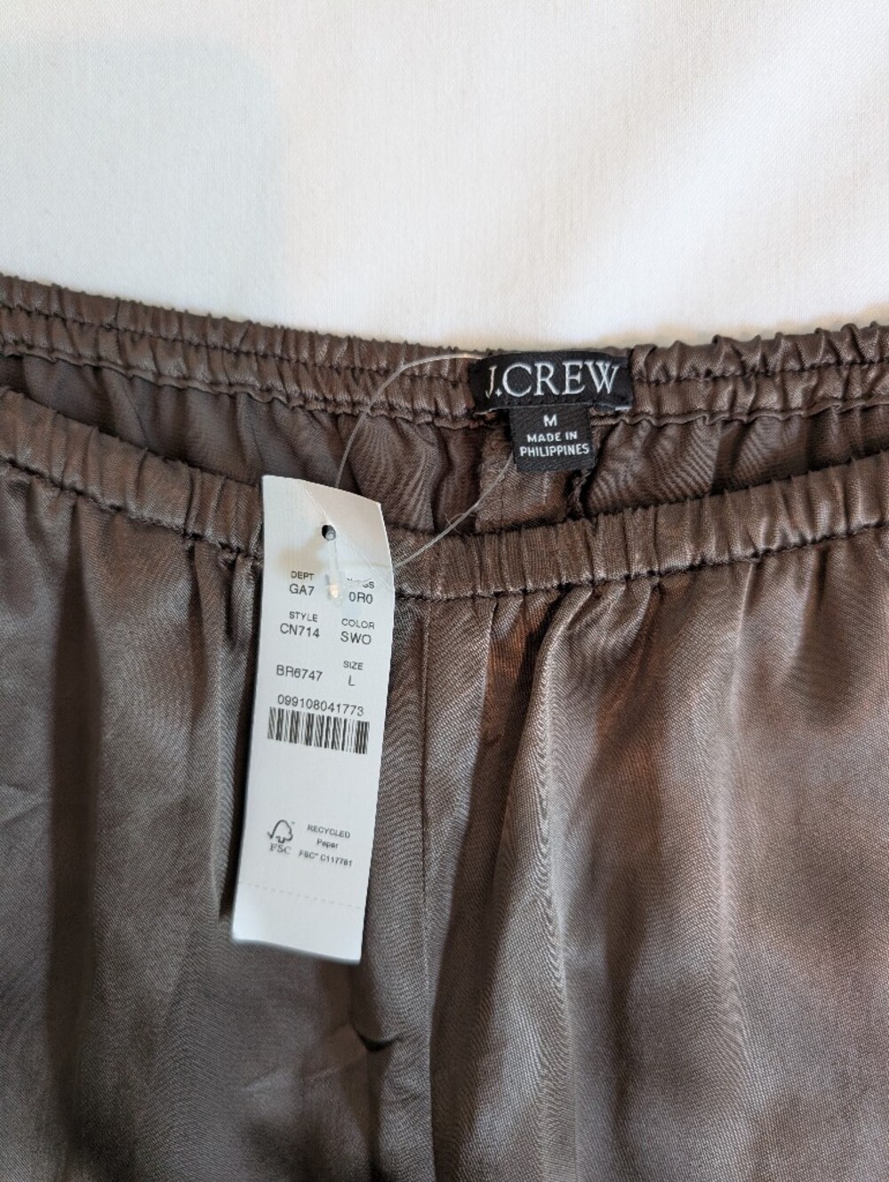 J Crew Petite Cosmo pant in luster charmeuse CN714 Size M Smoky Wood NWT - Picture 8 of 9
